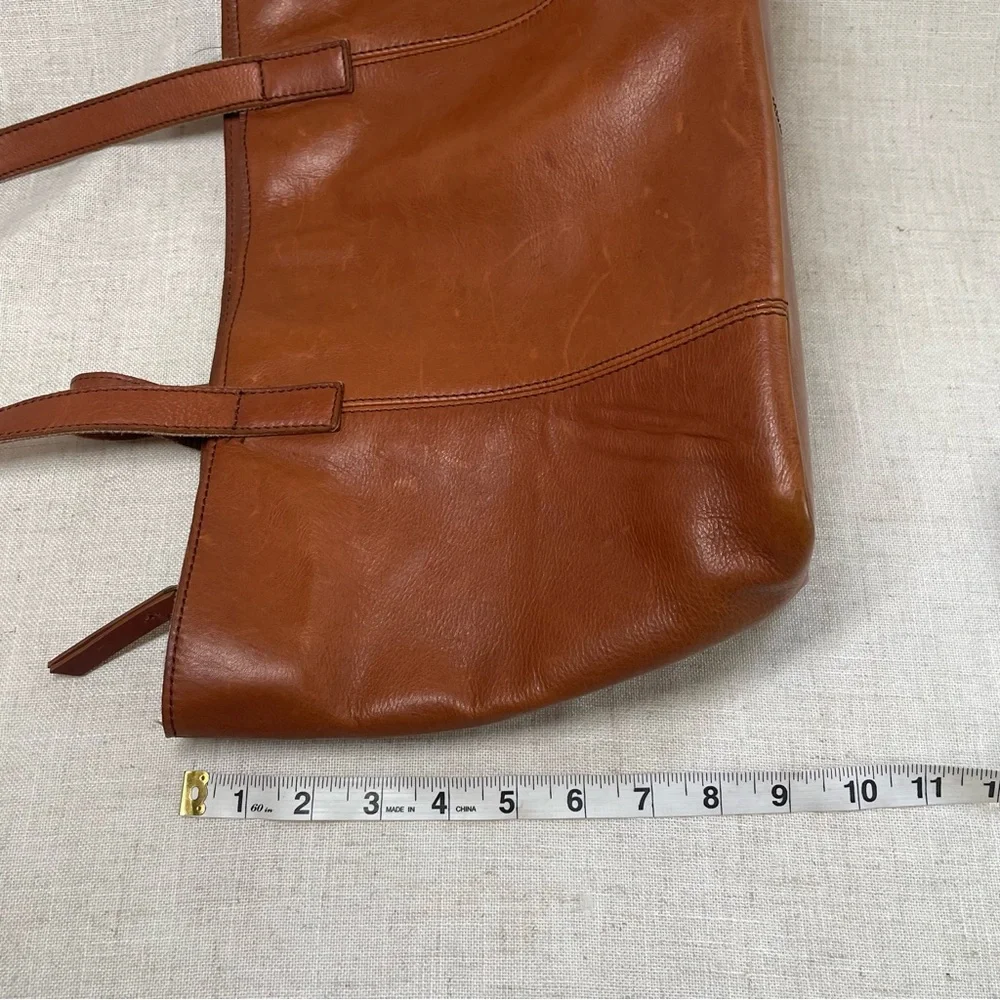 Civil Alchemy St. Louis Classic Leather Tote Bag​